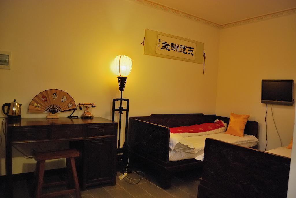 Templeside Deluxe Hutong Hotel Pekín Exterior foto